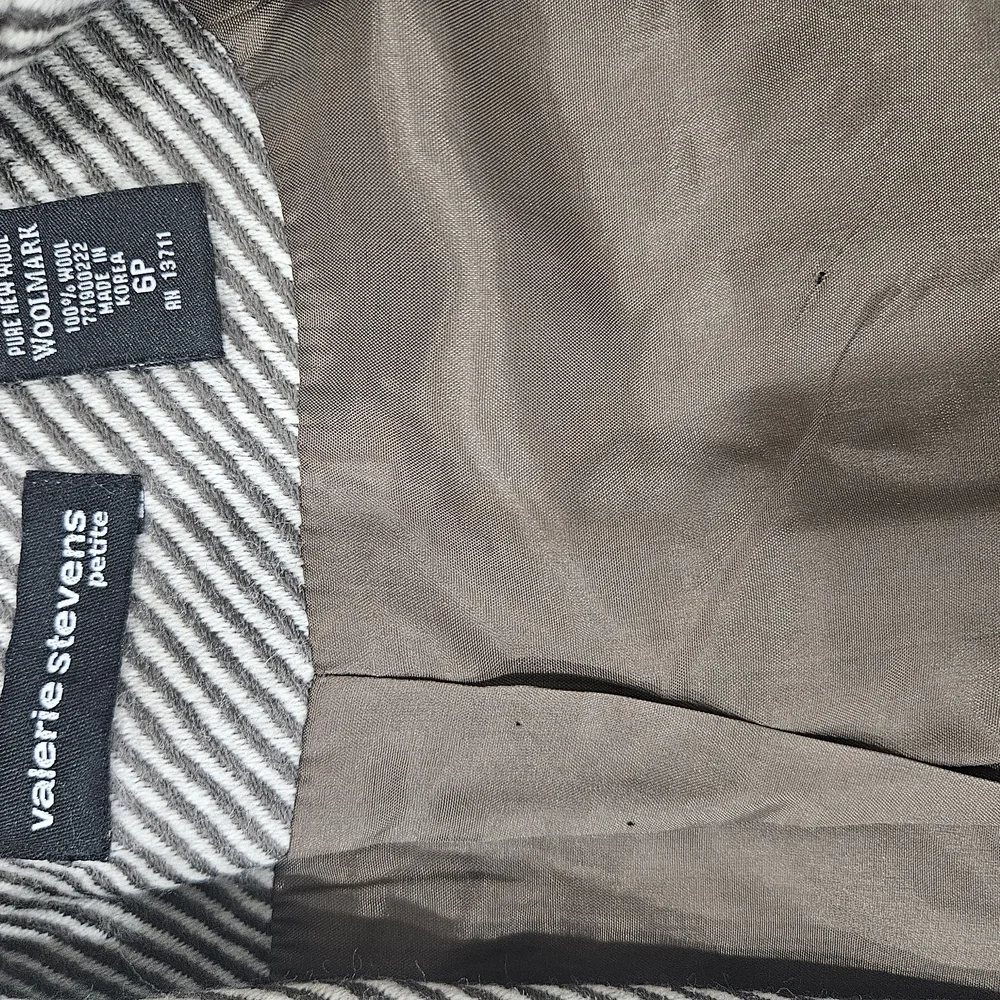 Valerie Stevens Vintage Women's Winter Coat Stripped Brown/ Ivory Elegant Sz 6P - Picture 6 of 6